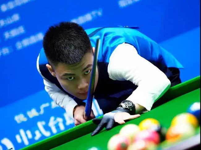 一脚精彩凌 一脚精彩凌