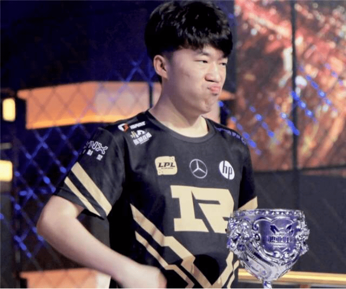 疑为他的职 疑为他的职