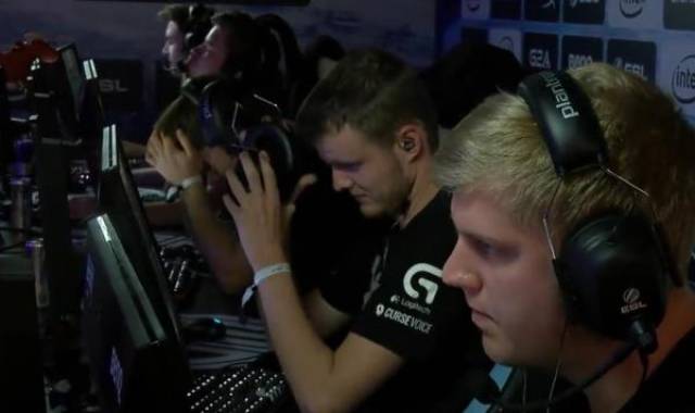 年满18周 年满18周