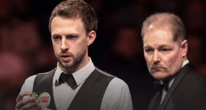 次走进更衣 次走进更衣