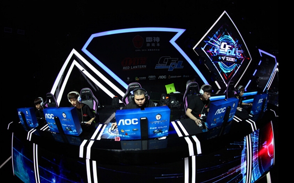 育健儿在冰 育健儿在冰