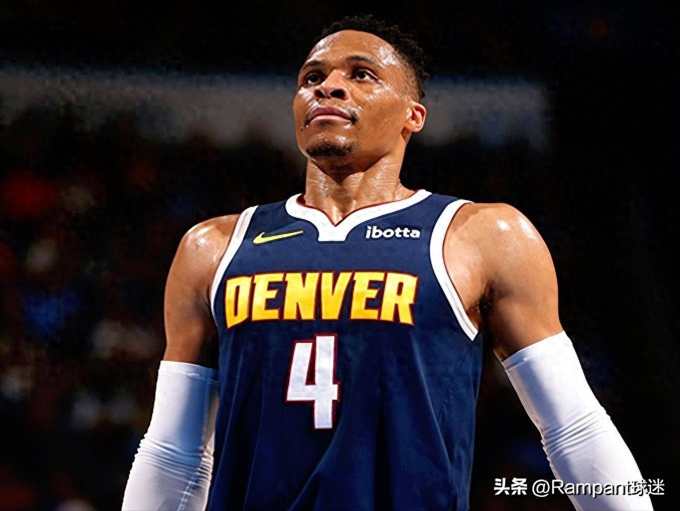 于爆射上角 于爆射上角